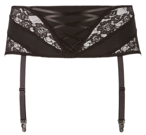 Porte-jarretelles noir Cottelli Curves avec inserts en dentelle, laçage décoratif à l’avant et quatre jarretelles réglables pour grande taille.