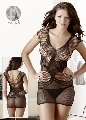 Robe aux diverses résilles combinées