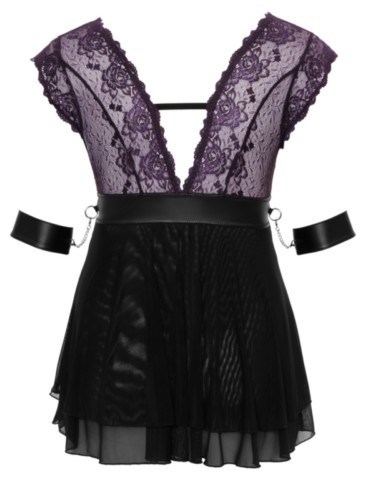 Nuisette Bondage Cottelli grande taille en dentelle florale violette avec jupe noire en powernet, profond décolleté, collier assorti et menottes souples amovibles reliées par des chaînes argentées.