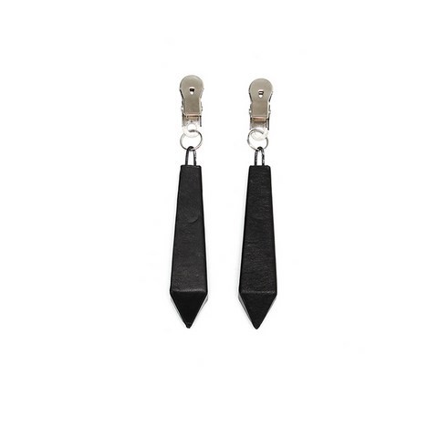 Pinces à tétons avec poids