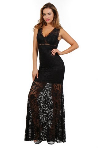 Longue robe en dentelle et guipure