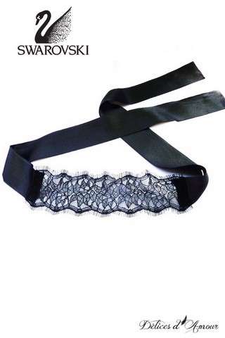 Masque en dentelle avec pierres Swarovski - Magie de nuit