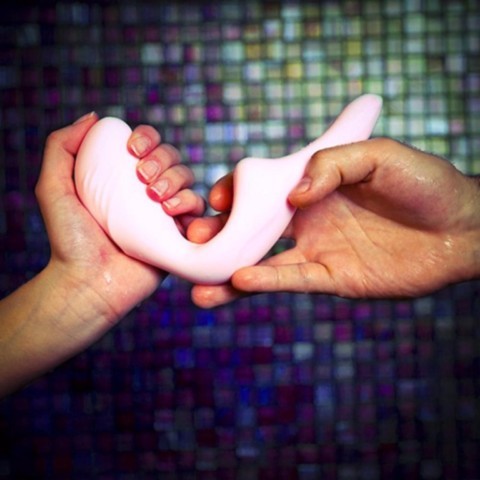 Double gode stubs share Fun Factory